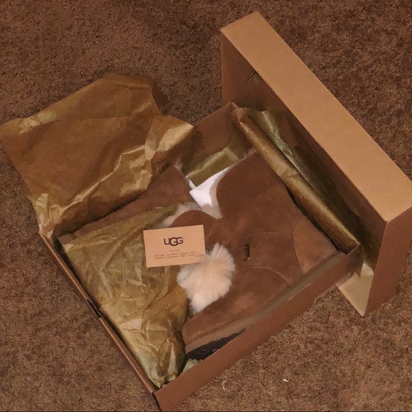 Authentic UGG Boots - Picture 2 of 3